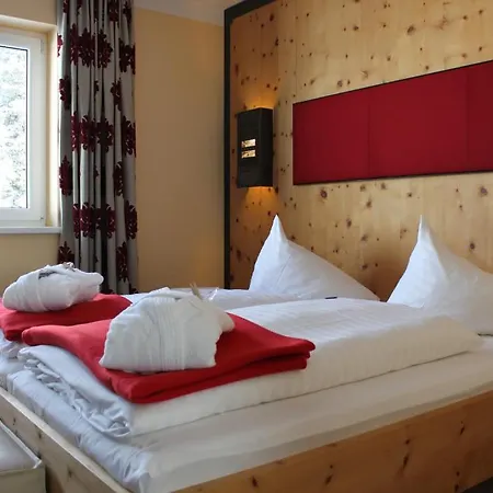 Hotel Apart - Kuhtaier Schlossl 4*