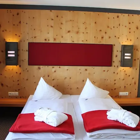 Hotel Apart - Kuhtaier Schlossl 4*