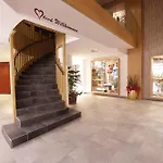Apart - Kühtaier Schlössl Hotel 4*