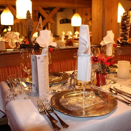 Apart - Kuhtaier Schlossl