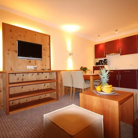 Apart - Kuhtaier Schlossl 호텔 4*