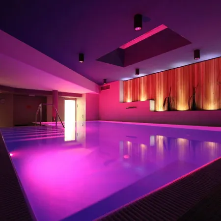 Apart - Kuhtaier Schlossl 4* 퀴타이